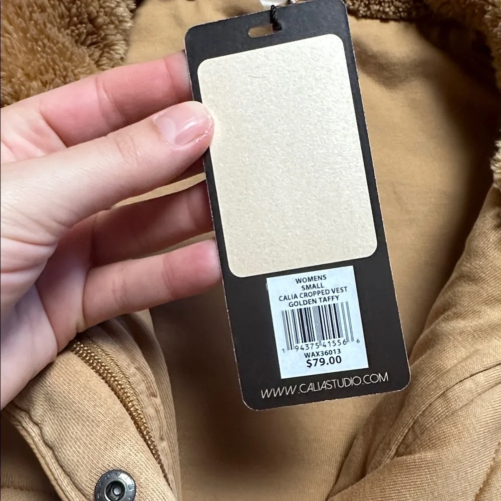 NWT CALIA CROPPED TAN VEST GOLDEN TAFFY QUILTED - Picture 3 of 5